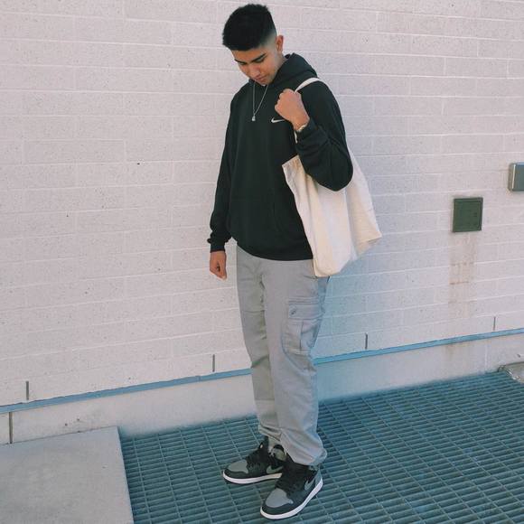 Meet your Posher, Sanchit - Picture 1 of 1